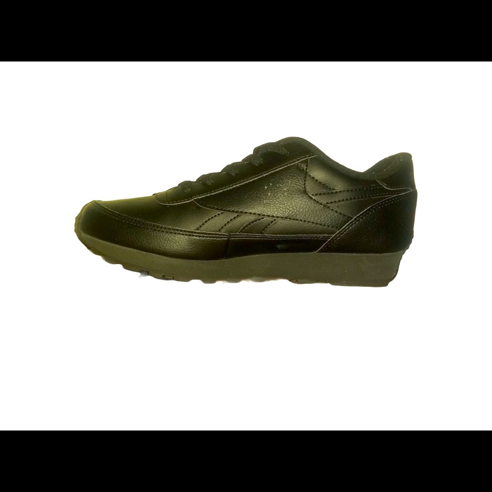 NIB Reebok Black Leather Shoes Size 8